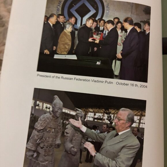 The Qin Dynasty Terra-Cotta Army Of Dreams Signed 1st Ed 1st Print By Xian Press - Picture 6 of 12